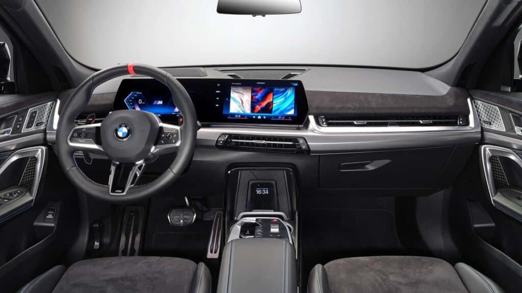 Introducing The 2024 BMW X2 CrossOver   2024 BMW X4 Interior 1024x576 